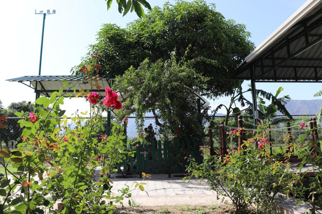 Sukoon - A Wellness Resort, Uttarakhand Chuharpur Exterior foto